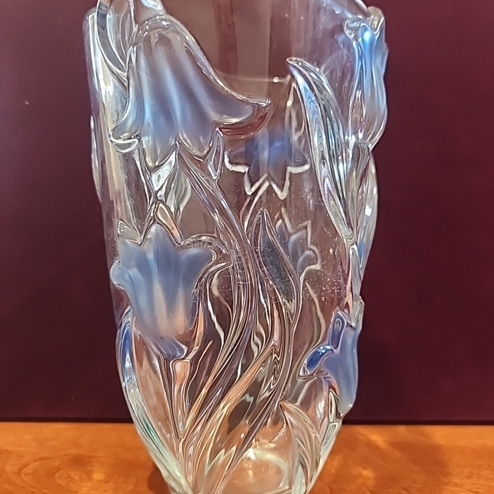 Mikasa Bluebells Painted Glass Vase 8" - Picture 4 of 7